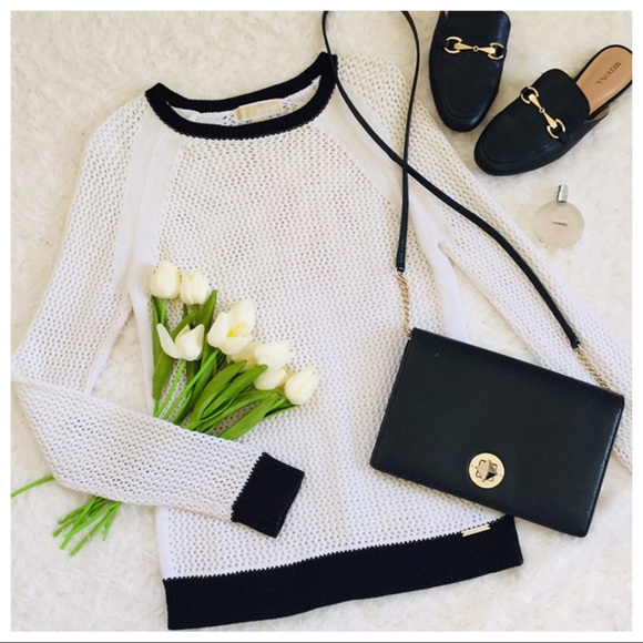 Michael Kors Sweaters - Michael Kors White & Black Knit Crewneck Sweater